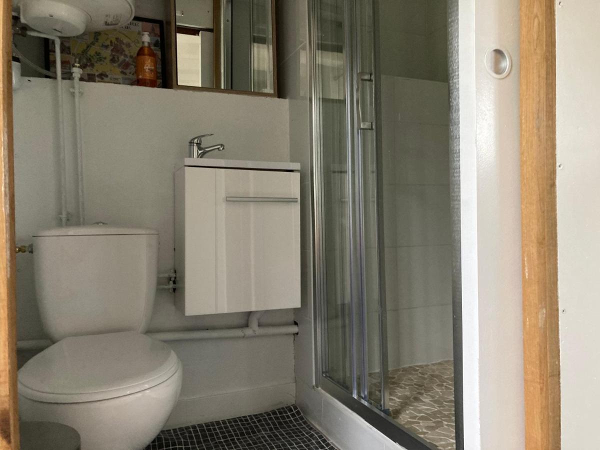 Tiny House Du Haras Cour Lozey Villa Sainte-Marguerite-des-Loges Exterior photo